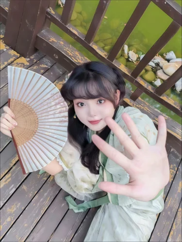 Green Whisper Breeze photo review